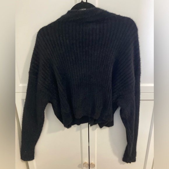 Cotton-On black long sleeve cardigan. - Picture 3 of 3